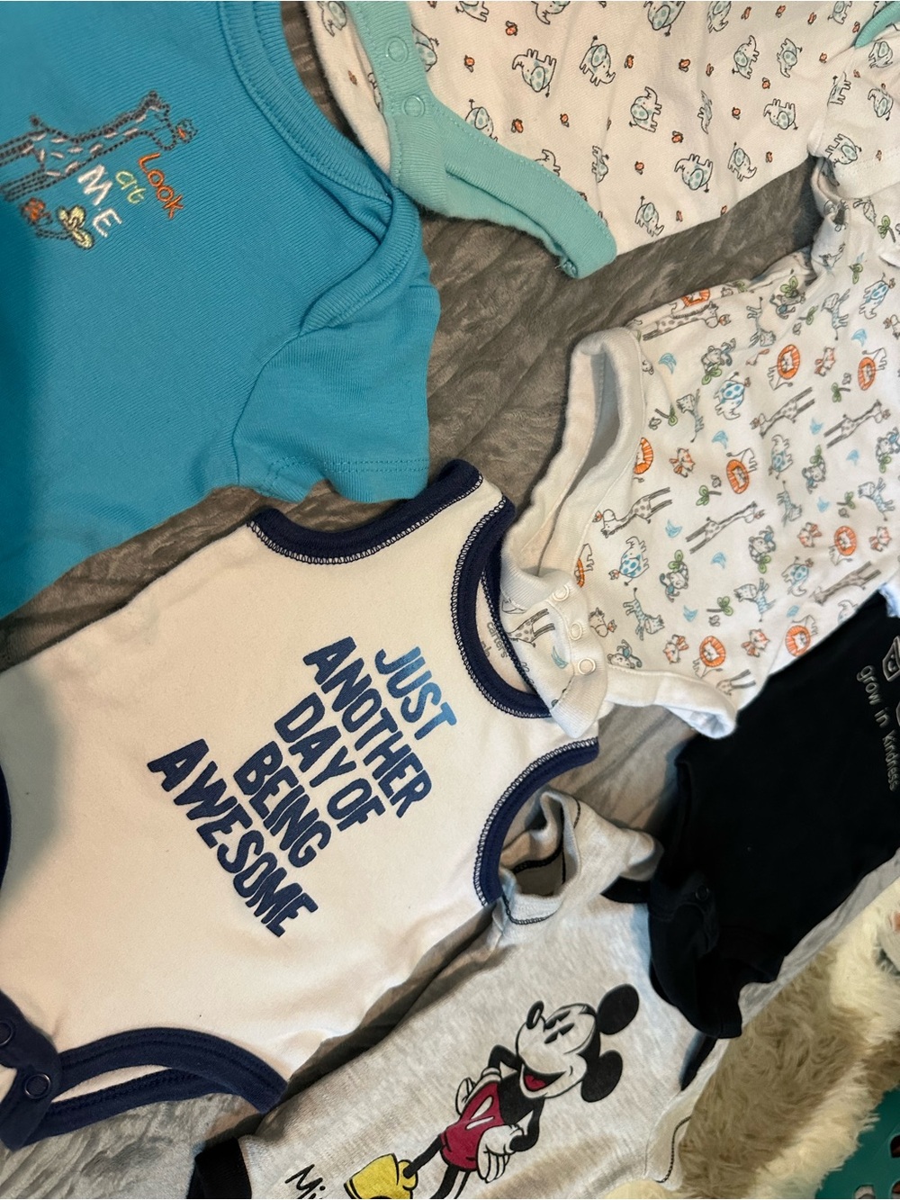 5/$25 Newborn onesie bundle